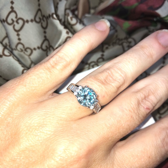 2.35ct VVSI Sky Blue Moissanite w/ Diamond Accents - Picture 2 of 8